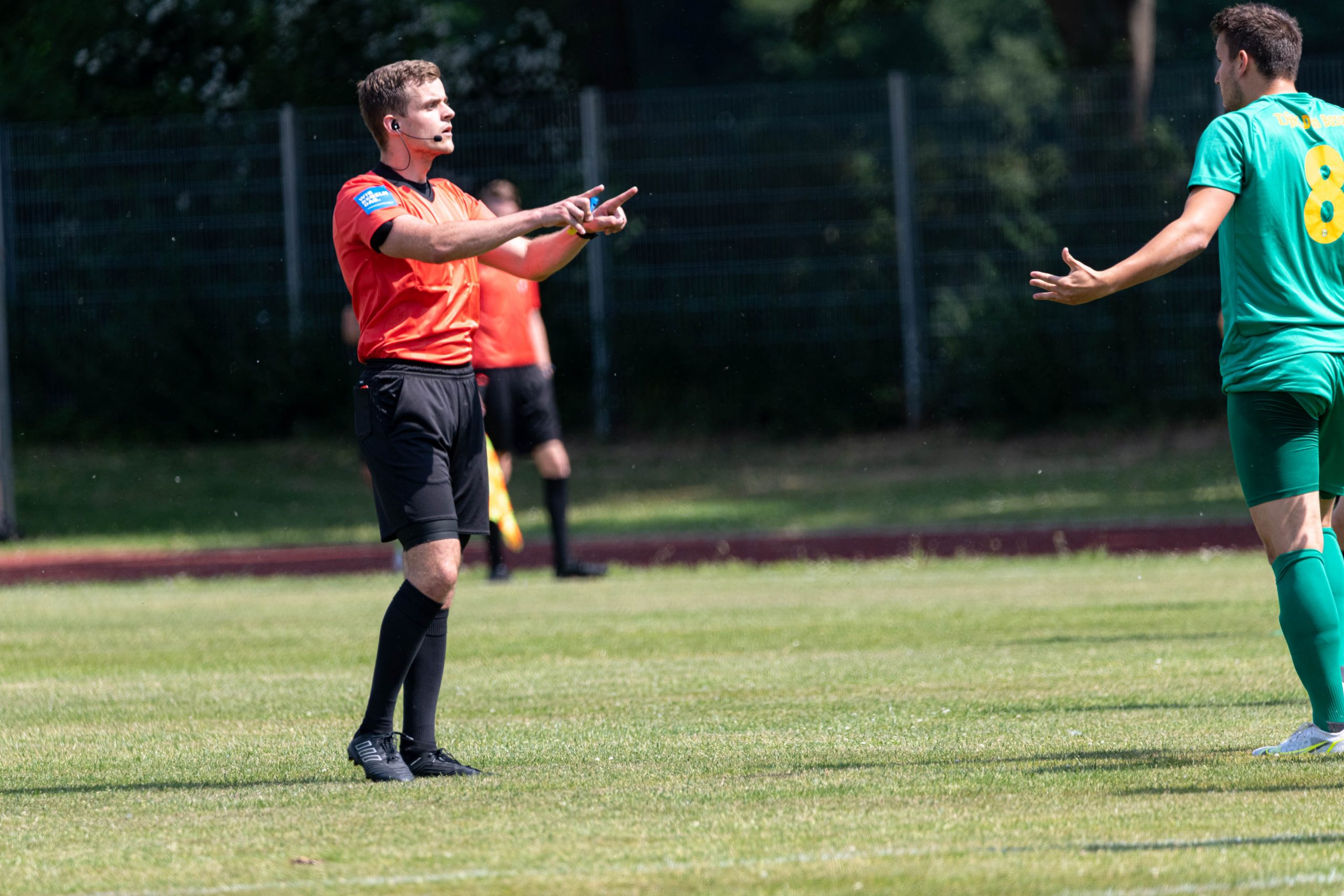 Schiedsrichter Kevin Rösch